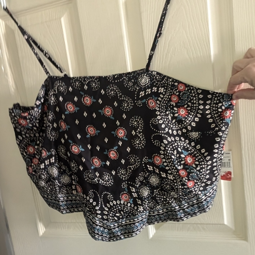 NWT Angie bandana style crop size 2x